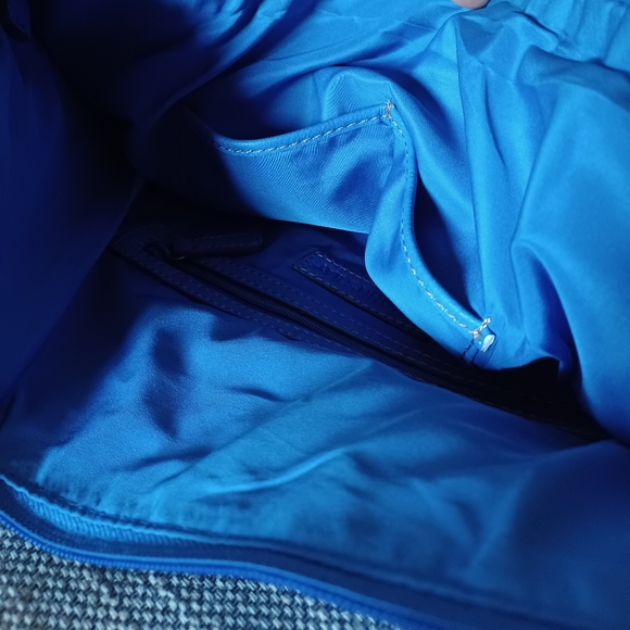 St. John's Bay shoulder bag - Picture 7 of 9